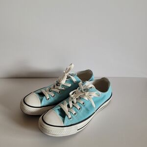 Converse Chuck Taylor All-star low top light blue good condition size 7